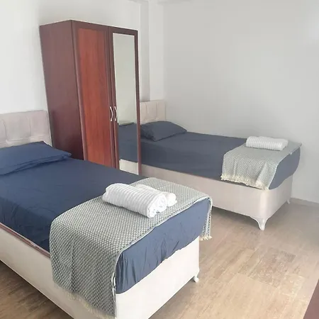 2 Bedroom Renovated Apartment